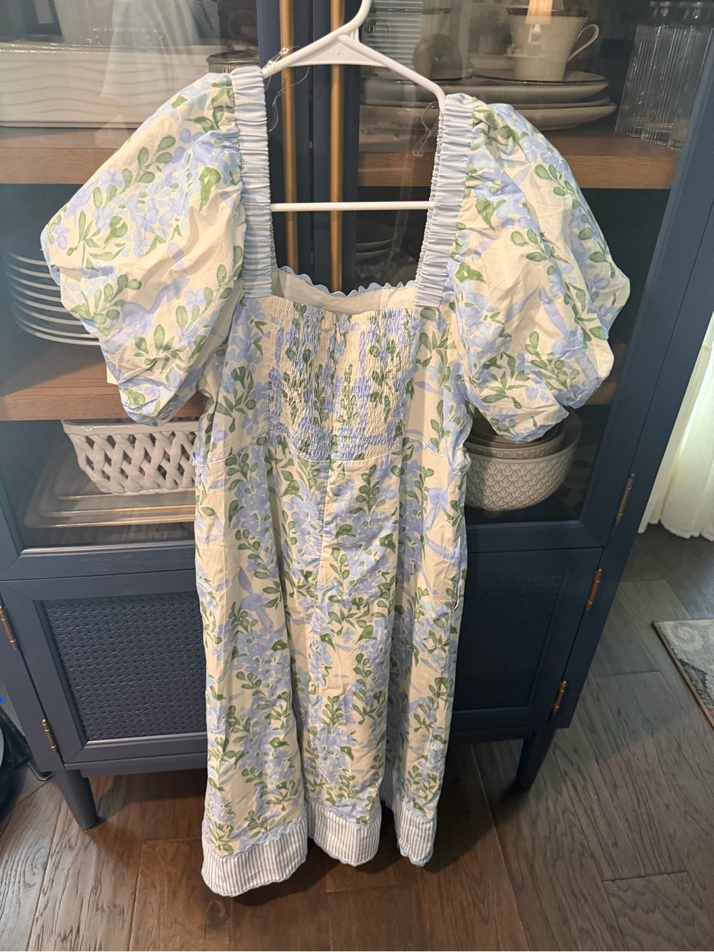 JODIFL Blue and Green Floral Puff-Sleeve Midi Dress
